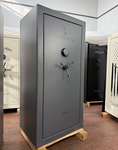 Сейф Liberty Colonial 23GTT-BC (в выставочном зале)